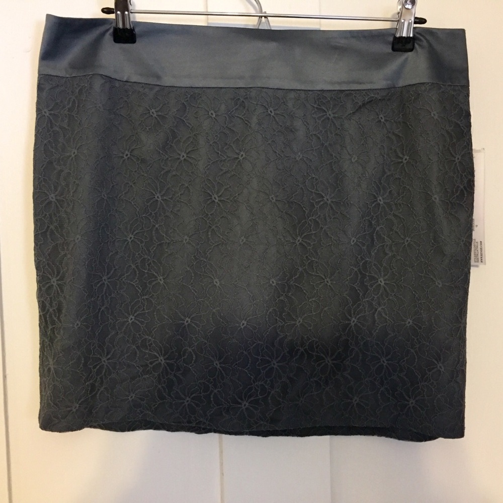 NWT Kensie Lace Skirt - Picture 4 of 6